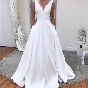 Stella York  6758 Never Worn Bridal Gown